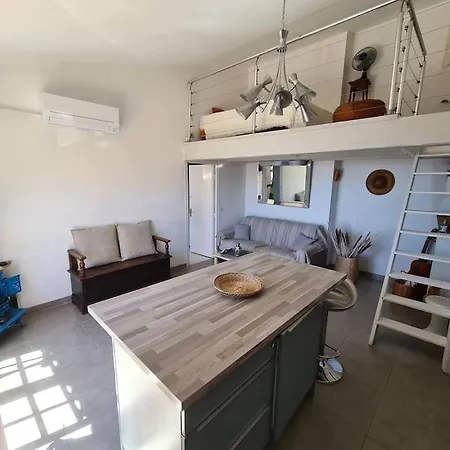 Maison Avec Terrasse Vue Mer A Quelques Marches De La Fossette Apartmán Le Lavandou
